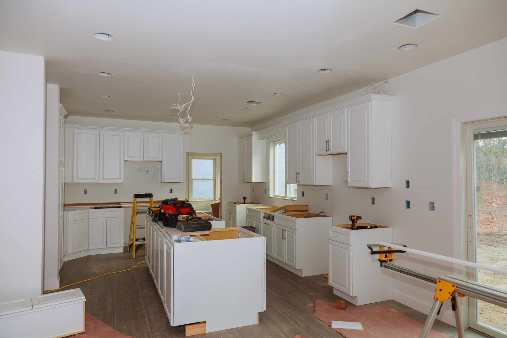 Exploring Kitchen Remodels: Finding The Ideal Fit For Your Home